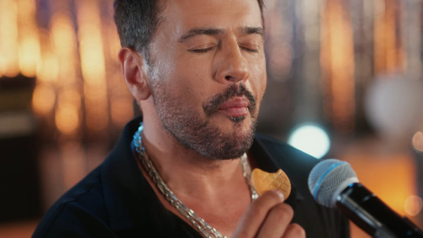 Emre Altuğ kimdir? Emre Altuğ kaç yaşında, nereli, kariyeri nasıl şekillendi?