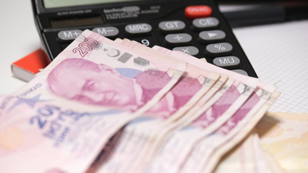 ASGARİ ÜCRETE ARA ZAM OLACAK MI? 2026 Asgari ücret ne kadar, asgari ücrete zam gelecek mi?