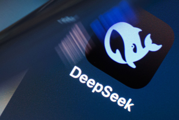 DeepSeek nedir, kurucusu kim, yapay zeka dünyasında neden endişeye yol açtı, ABD DeepSeek'i engelleyecek mi, ChatGPT'ye rakip olabilecek mi, DeepSeek'in artıları ve eksileri nelerdir?