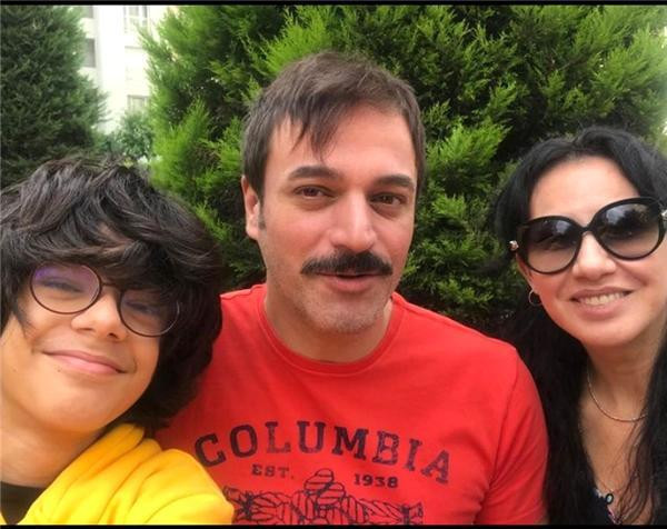 Ünlü oyuncu Ufuk Özkan'dan 'boşanma' itirafı! - Resim : 2