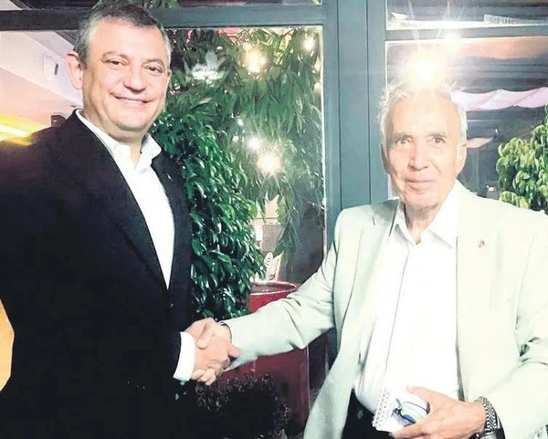 Özgür Özel'den Kemal Kılıçdaroğlu'na salvolar: Eksik akıllı - Resim : 1