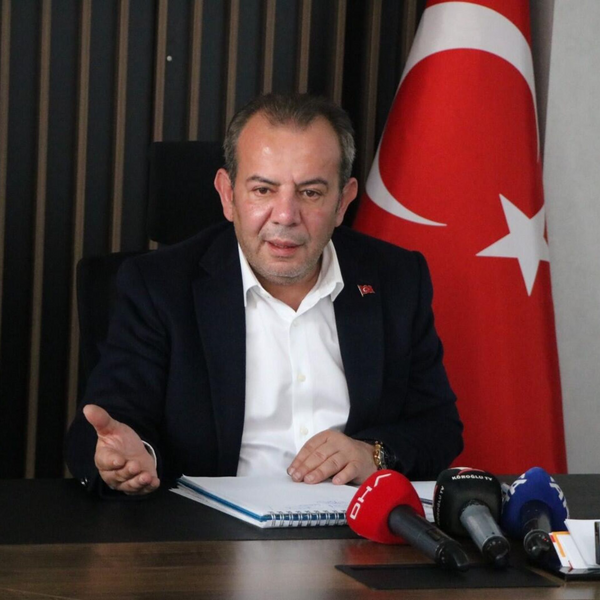 Sedat Gülener Kimdir?