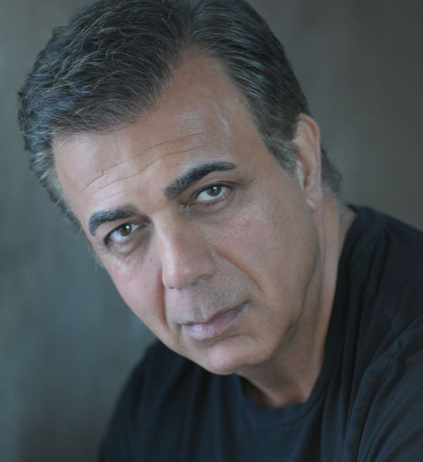 Halka dizisinin kadrosuna hangi iki ünlü oyuncu katıldı? - Resim : 2