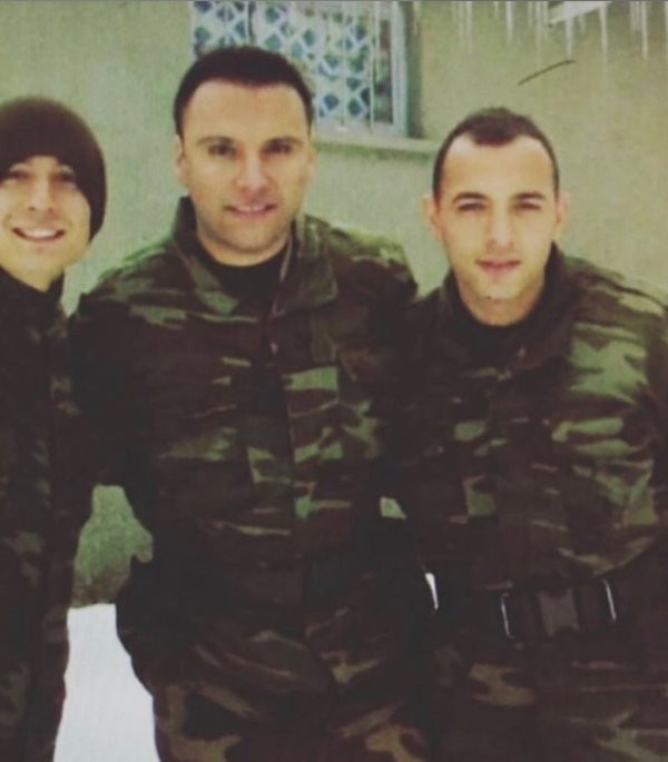 Takipçisinin iddiası Alişan'ı kızdırdı! "Askerden kaçmak için..." - Resim : 1