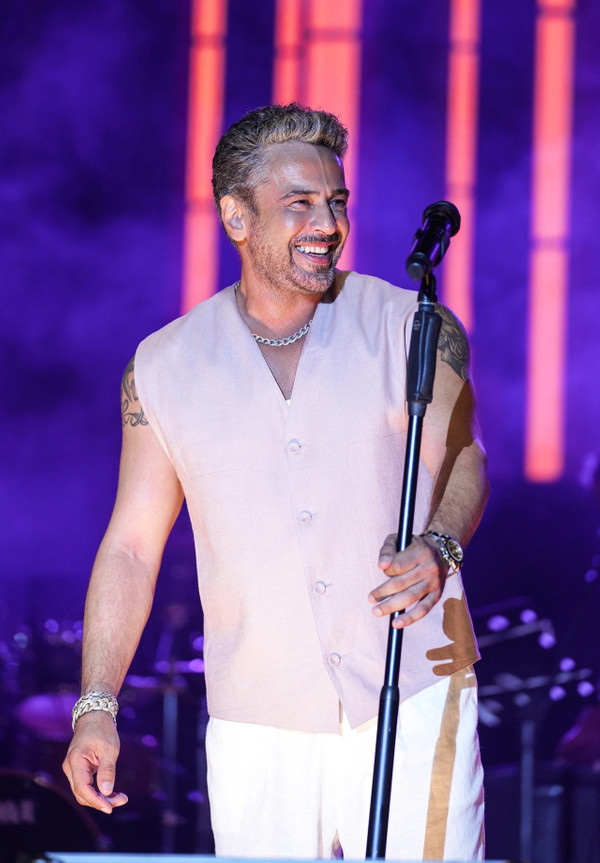 Emre Altuğ kimdir? Emre Altuğ kaç yaşında, nereli, kariyeri nasıl şekillendi?