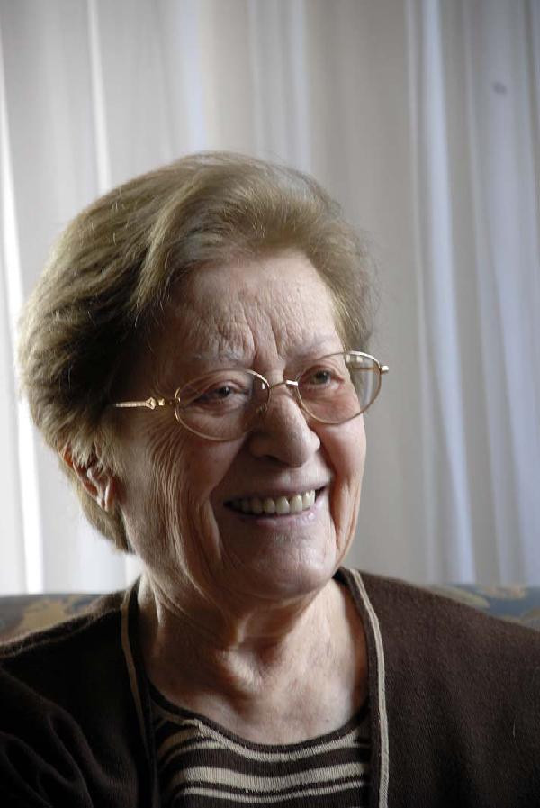 Kıbrıs’ın ilk "first layd"si hayatını kaybetti - Resim : 1