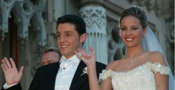 Eski futbolcu Nihat Kahveci nafaka savaşını kaybetti - Resim : 1