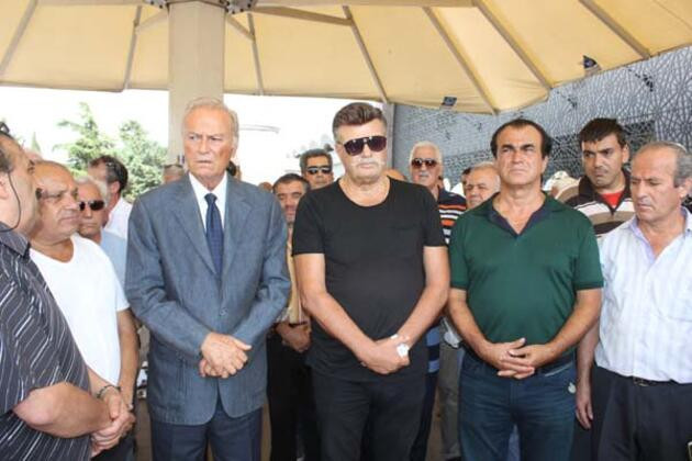 Usta oyuncu Süleyman Turan'a son görev - Resim : 1