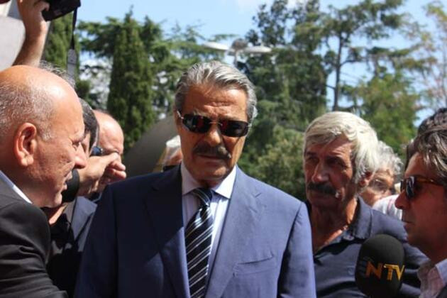 Usta oyuncu Süleyman Turan'a son görev - Resim : 4