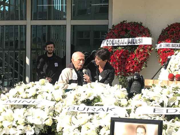 Ertuğrul Akbay son yolculuğuna uğurlandı! Törene kimler katıldı? - Resim : 4