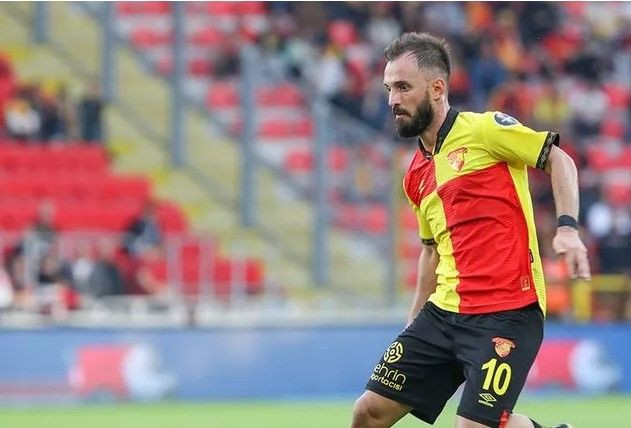 Göztepe'de Emre Çolak'la yollar ayrıldı - Resim : 1