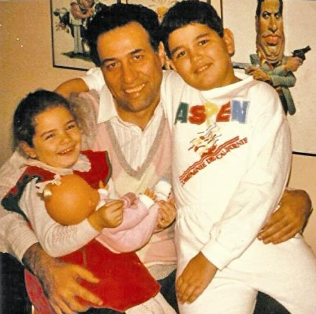 Ali Sunal'dan duygulandıran Kemal Sunal paylaşımı: Ömrümün yarısı sensiz geçti - Resim : 2