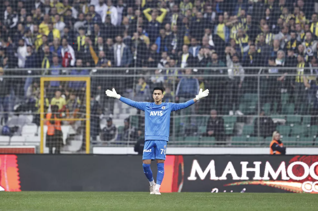Fenerbahçeli yıldızdan maç sonrası olay sözler! 'Çok iğrenç görünüyor!' - Resim : 1