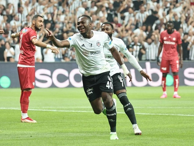 Şenol Güneş bir ismin daha biletini kesti! - Resim : 1