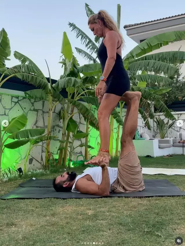 Yoga paylaşımına gelen yoruma sinirlendi! Pınar Altuğ'dan sert çıkış - Resim : 2