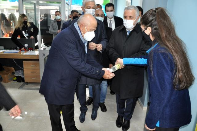 Uludağ Elektrik Kars Çağrı Merkezi'nin yeni binası hizmete açıldı - Resim : 2