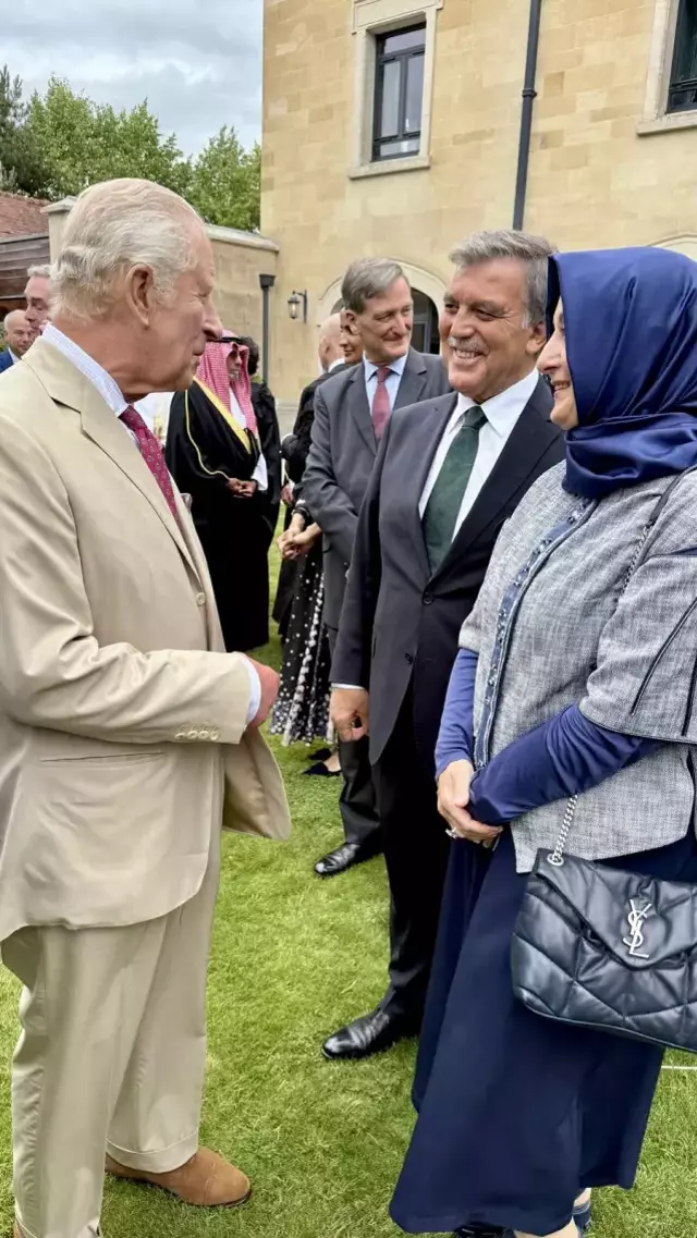 Hayrünnisa Gül'ün çantası İngiltere kralıyla sohbeti gölgede bıraktı - Resim : 2