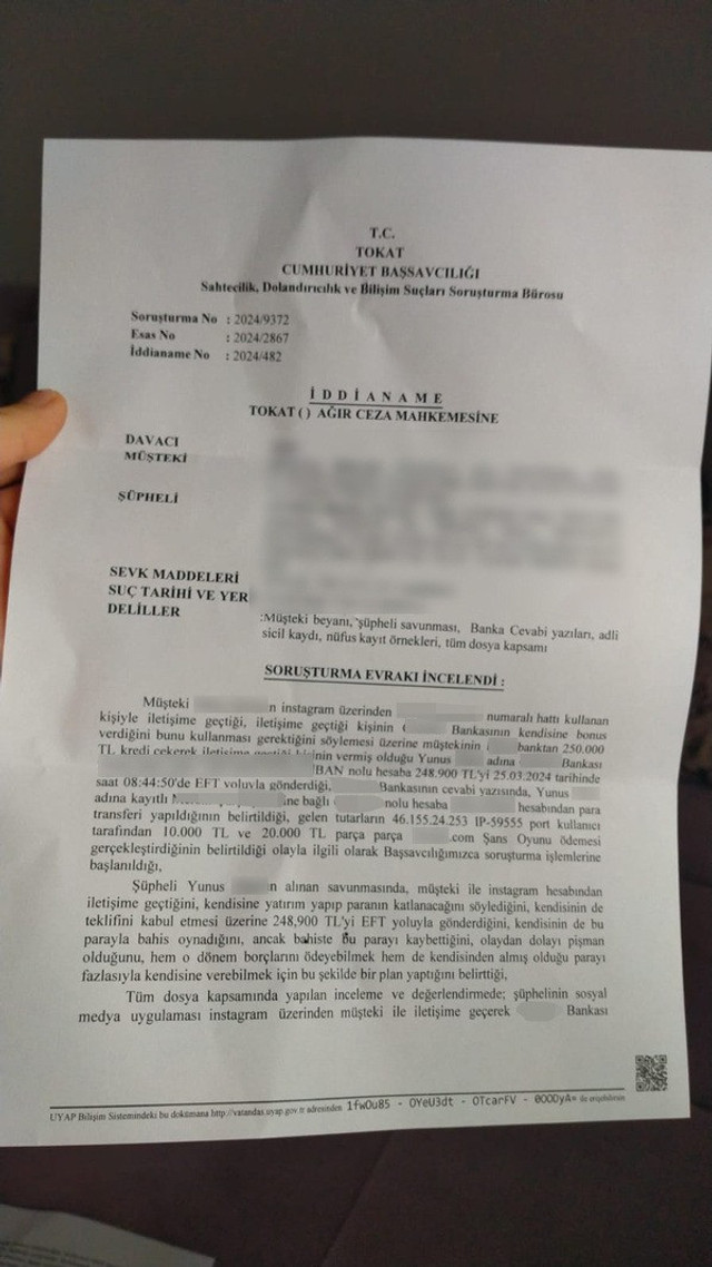 Fenomen 'Yunus Hoca'dan kadınlara tuzak: Nişanlım depremde öldü diyerek yakınlık kurdu - Resim : 1