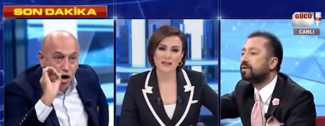 Canlı yayında ortalık fena karıştı! "Hadi duyuyor musun beni gir araya! Hadi hadi..." - Resim : 1