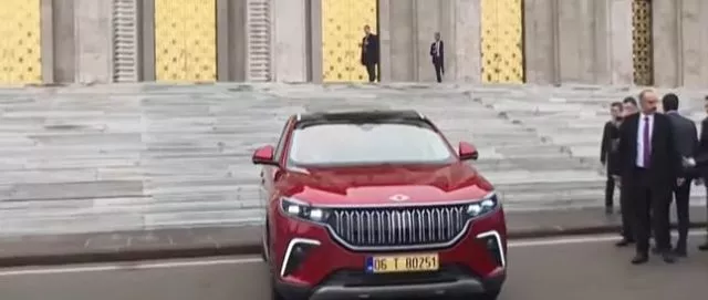 Bakan Varank Meclis'e TOGG ile geldi - Resim : 2