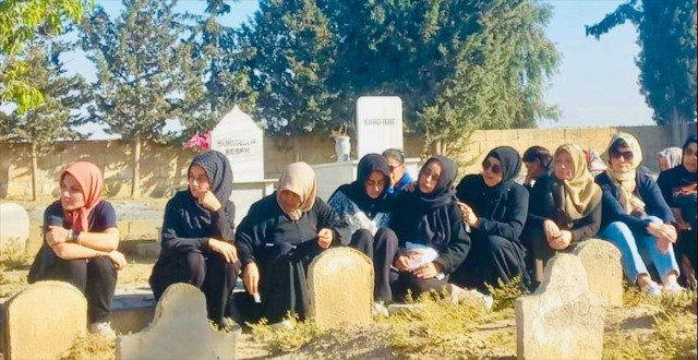 Mamasına alkol koydular! 20 günlük bebeğin cenazesinde kahreden anlar - Resim : 2