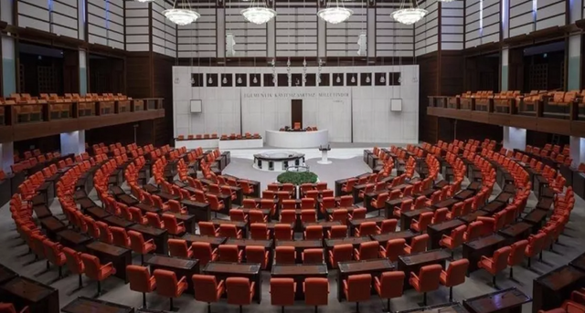 Erkan Baş ve Cemal Enginyurt da listede: Yeni dokunulmazlık dosyaları Meclis'e getirildi! - Resim : 1