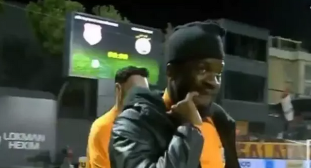 Galatasaray'ın en tartışılan ismi! Maçtan önce bu görüntüsü olay oldu - Resim : 1