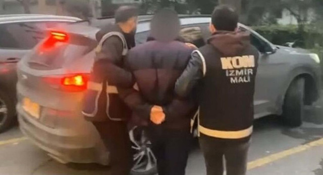 Milyonluk vurgun yapıp kendine ödül verdirtmiş! Akılalmaz tezgahın adresi İzmir... - Resim : 1