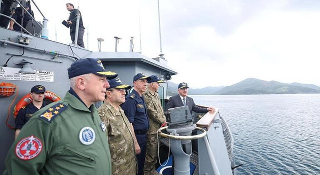 Bakan Güler: Türk Silahlı Kuvvetleri her an harekata hazır - Resim : 3