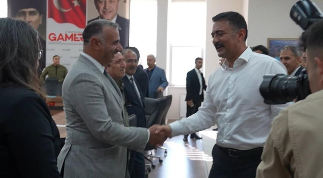 Terörist anmasına izin vermedi, görevden alındı! Veda sözleri dikkat çekti... - Resim : 2