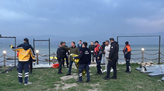 Antrenman için kanoya binmişlerdi... Sakarya'da bir sporcu suya kapılıp kayboldu - Resim : 1