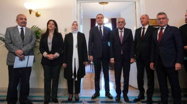 DEM Parti heyetinden Ahmet Türk: Görüşmeler olumlu geçti - Resim : 1