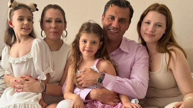 Nehir Zeyrek'ten babası Ferdi Zeyrek'e veda paylaşımı! 'Toparlanmalıyız ki, hesabını sorabilelim' - Resim : 2