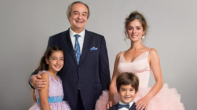 Kadın dizisi setinde &Ouml;zge &Ouml;zpirin&ccedil;ci krizi! - Resim : 1