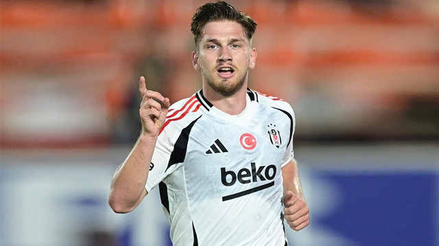 Akit'ten milli futbolcu için skandal manşet! Taraftarlar çileden çıktı... - Resim : 2