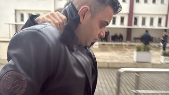 Gözaltına alınan Tuğyan'ın sevgilisi Kervan Eminoğlu'na bu fotoğraf soruldu - Resim : 1