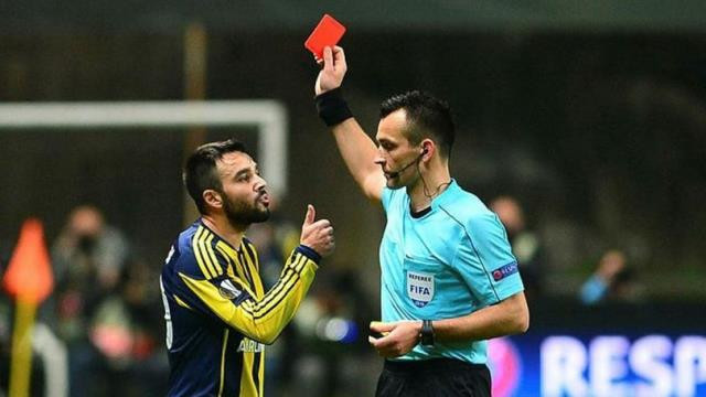 UEFA'dan Fenerbahçe maçına skandal atama! Ivan Bebek bir kez daha sahnede - Resim : 1