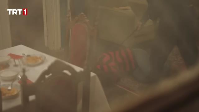 Yürek Çıkmazı dizisindeki çocuğa şiddet sahnesi tepki çekti: Yazıklar olsun - Resim : 1