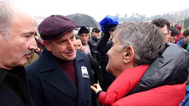 Ahmet Suat Özyazıcı son yolculuğuna uğurlandı - Resim : 6