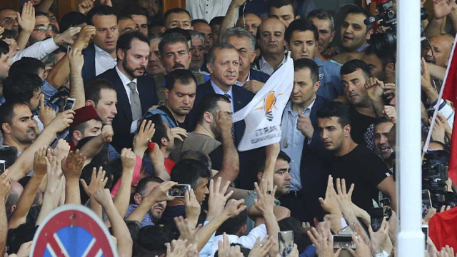 Cumhurbaşkanı Erdoğan'dan 15 Temmuz mesajı! "Demokrasi ve Millî Birlik Günümüz mübarek olsun" - Resim : 2