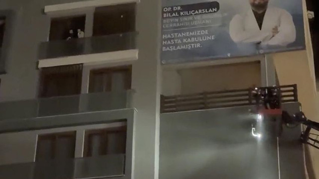 Denizli'deki yangından iyi haber! Mahsur kalanlar binadan tahliye edildi - Resim : 1