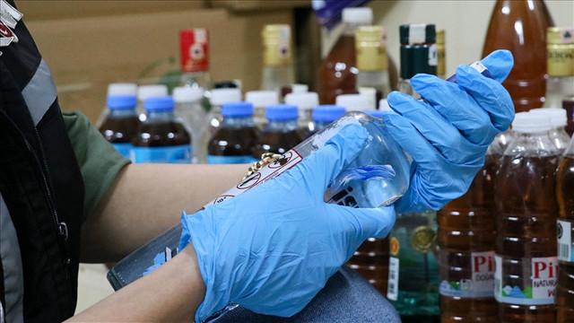 Sahte alkol soruşturmaları kapsamında 34 şüpheli tutuklandı - Resim : 1