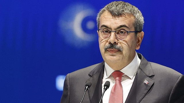 CHP'li isimden Bakan Tekin'e sert sözler! "İşgal ettiğin koltuktan..." - Resim : 1