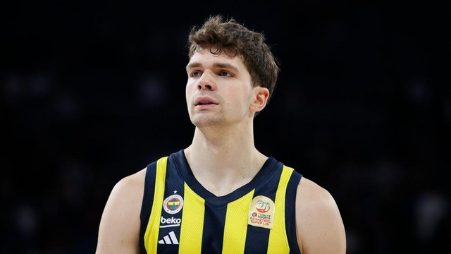 Şampiyon Fenerbahçe Beko yurda döndü - Resim : 2
