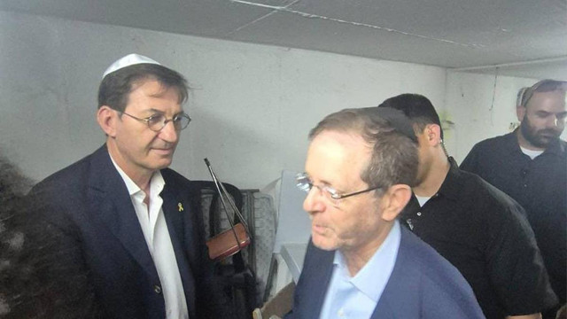 İsrail Cumhurbaşkanından çok konuşulacak görüntü! İsrail-İran gerilimi tavan yaptı! - Resim : 4