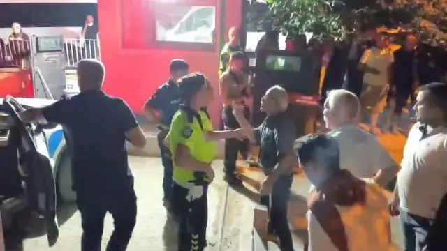 Yangın bölgesinde yakalandı, linç edilmek istendi! Benzin bidonlu şüpheli gözaltında - Resim : 3