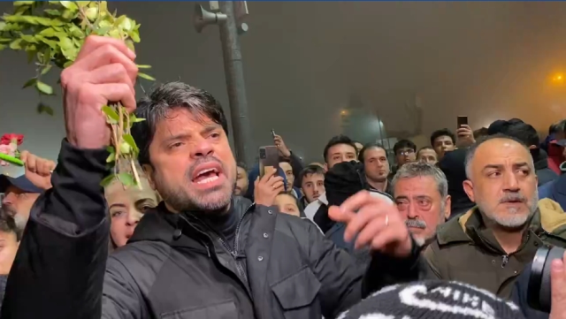 Lütfü Savaş, Gökhan Zan'ı hedef aldı: Hatay'da protestocuları harekete geçiren oydu - Resim : 1