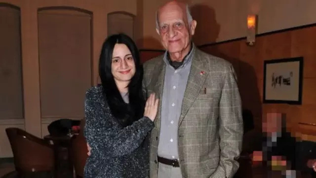 Türkiye’nin en zengin üçüncü kişisine Interpol şoku! Kızını evlatlıktan 'miras' için reddetmişti - Resim : 2