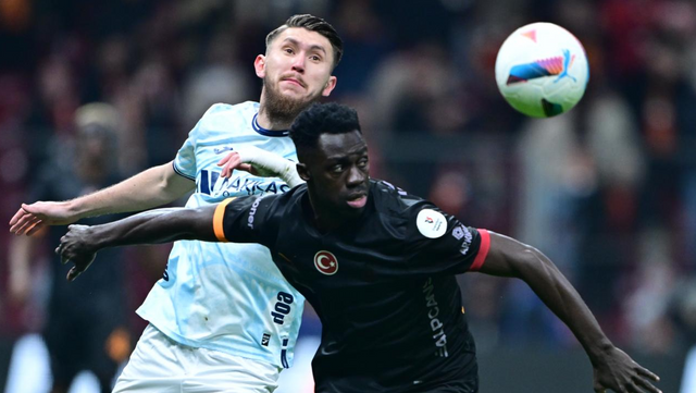 Adana Demirspor çekilmişti... Olaylı Galatasaray maçının VAR kayıtları paylaşıldı! - Resim : 1