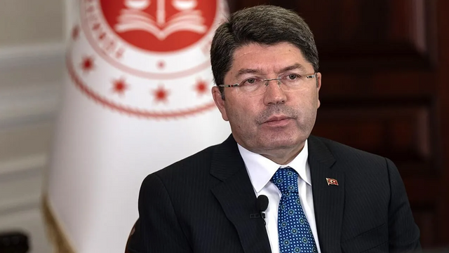 Bakan Tunç, Özgür Özel'e sert ifadelerle yüklendi! "Haddini bilsin..." - Resim : 1
